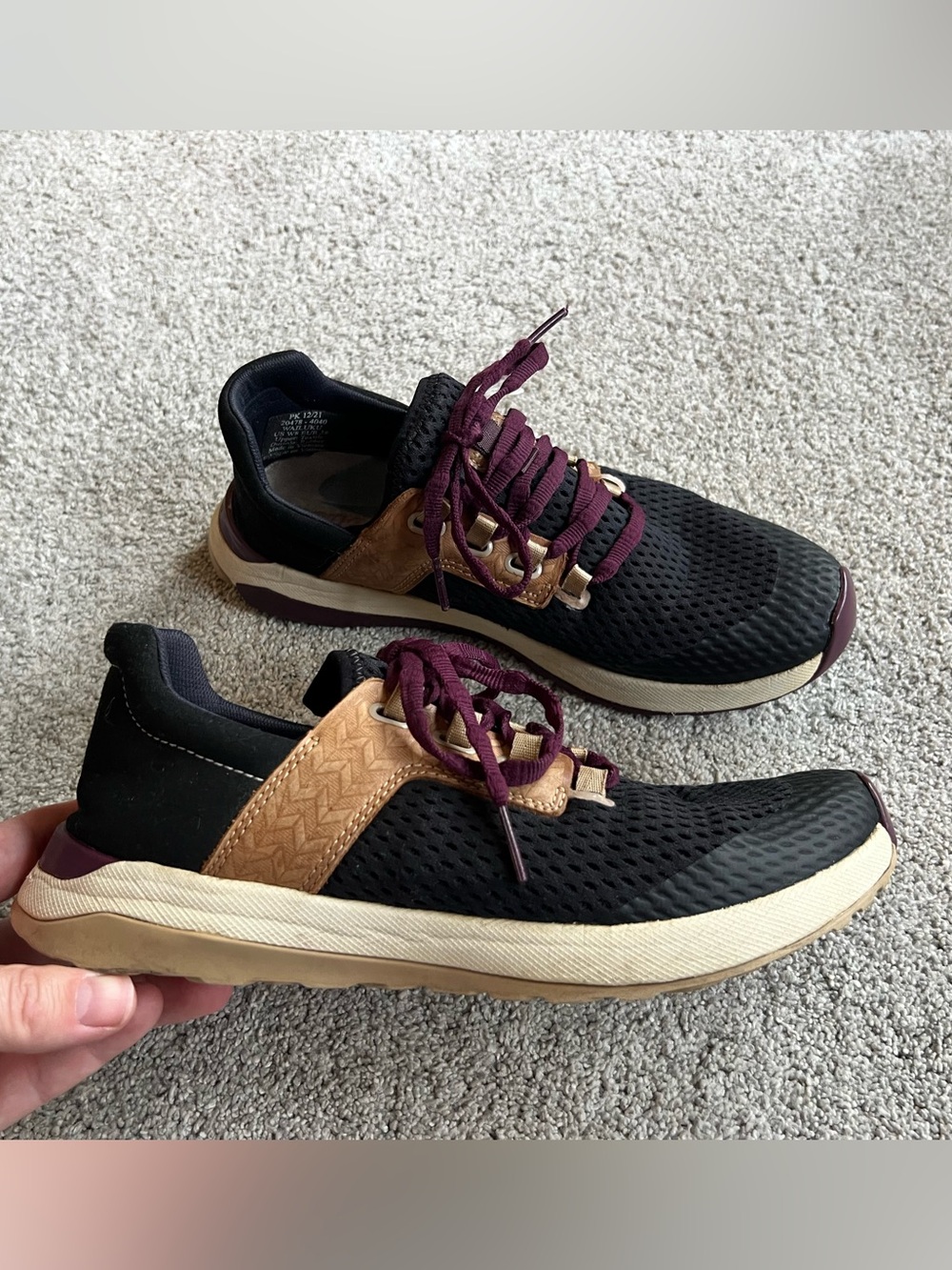 Olukai Wailuku Walking Sneaker Women’s Size 8 Black Purple Non-Slip Shoe